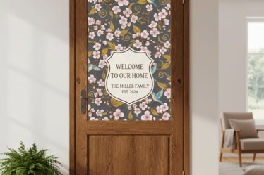 Adesivos de portas de madeira para decoração: saiba onde comprar